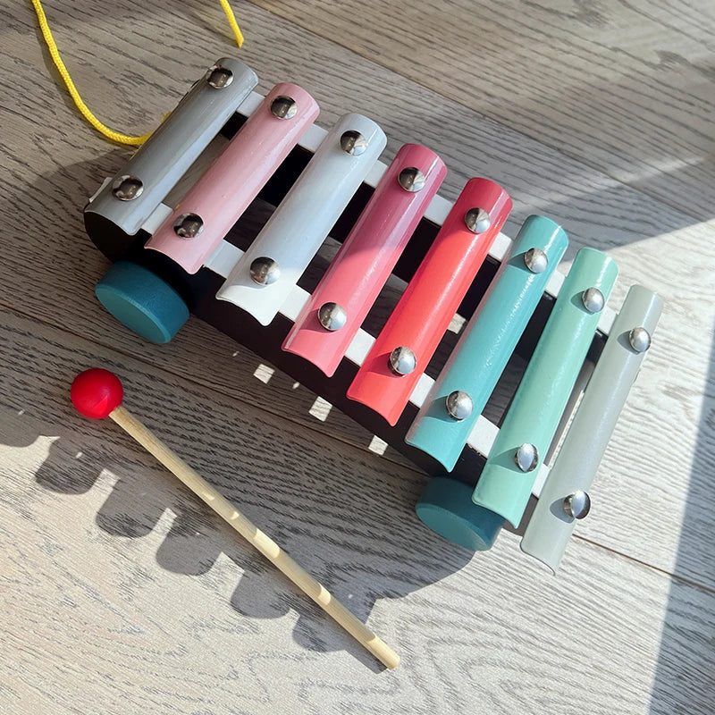 Xylophone à roulettes coloré