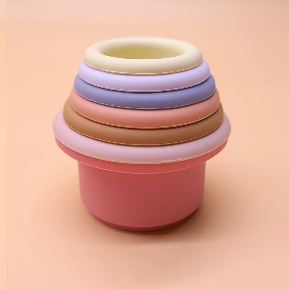 Tasses à empiler